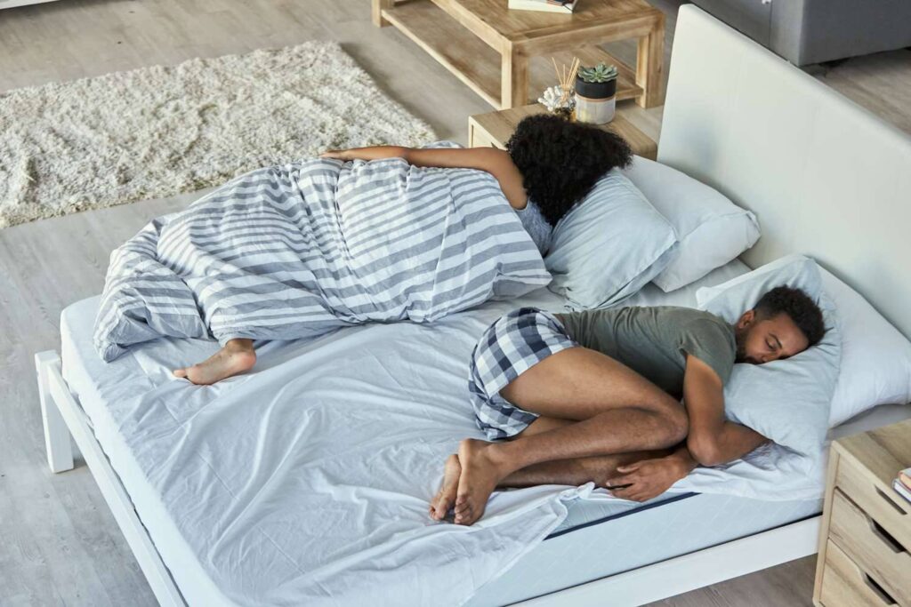 Nệm cao su foam là gì? Đặc điểm và top những mẫu nệm cao su foam bán chạy nhất hiện nay 5 giá nệm cao su foam