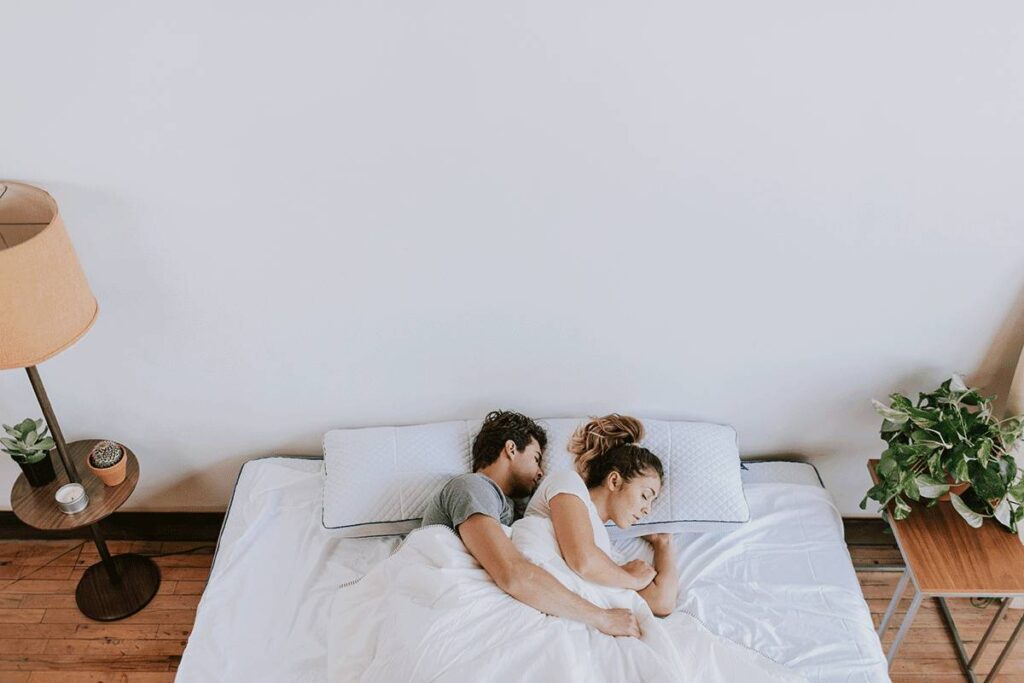 Nệm foam 1m8x2m phù hợp với ai? Top những mẫu nệm foam 1m8 được ưa chuộng 2 Nệm foam kích thước 1m8x2m