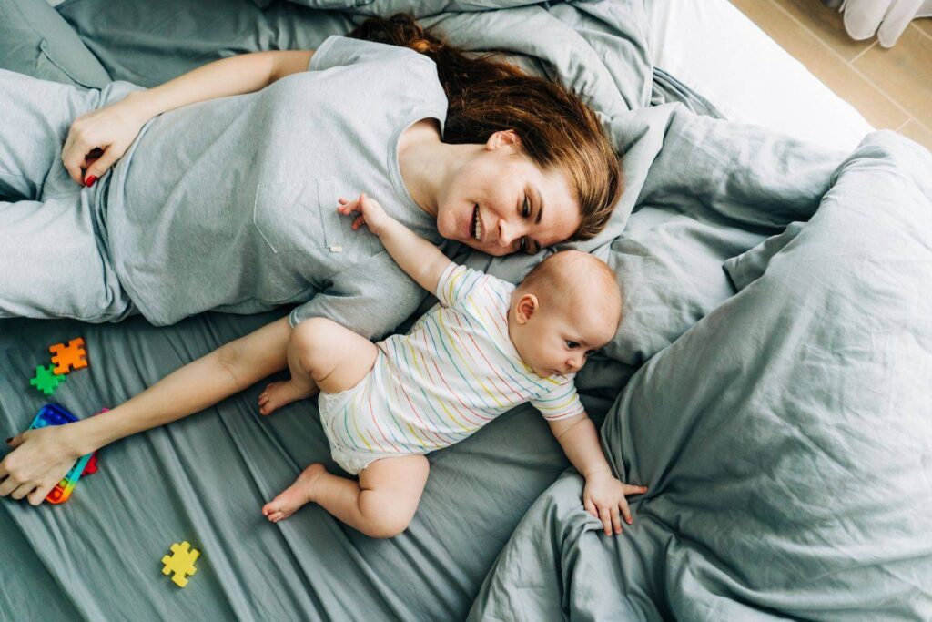 Gối cho trẻ sơ sinh: Kinh nghiệm chọn mua mẹ nào cũng cần 4 cách chọn gối cho trẻ sơ sinh