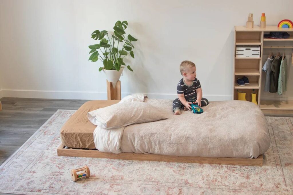 Chọn mua nệm cho nhà mới - Kinh nghiệm hữu ích không phải ai cũng biết 3 chọn nệm cho bé