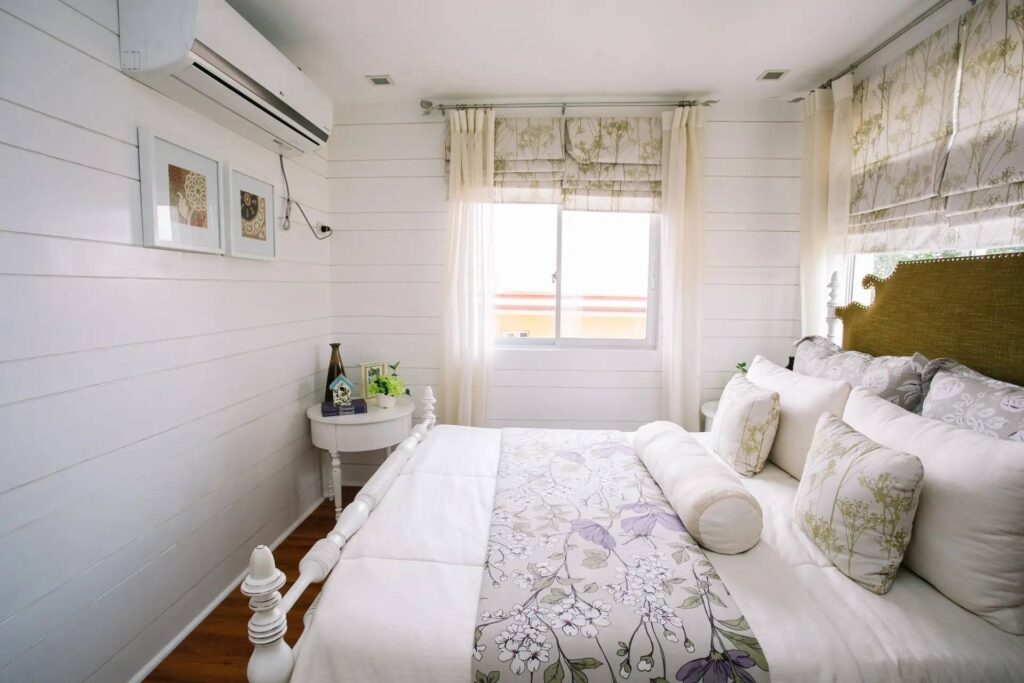 Gối dài - Công dụng và bí quyết chọn gối phù hợp 4 gối dài đầu giường