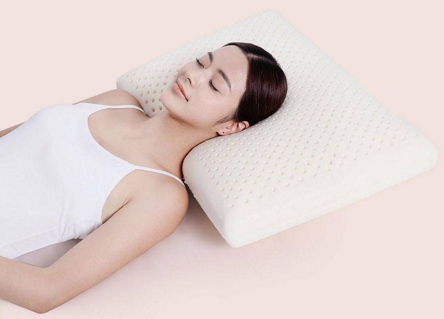 Mách bạn bí kíp chọn gối cho người nằm ngửa cực chuẩn 2 gối dành cho người nằm ngửa