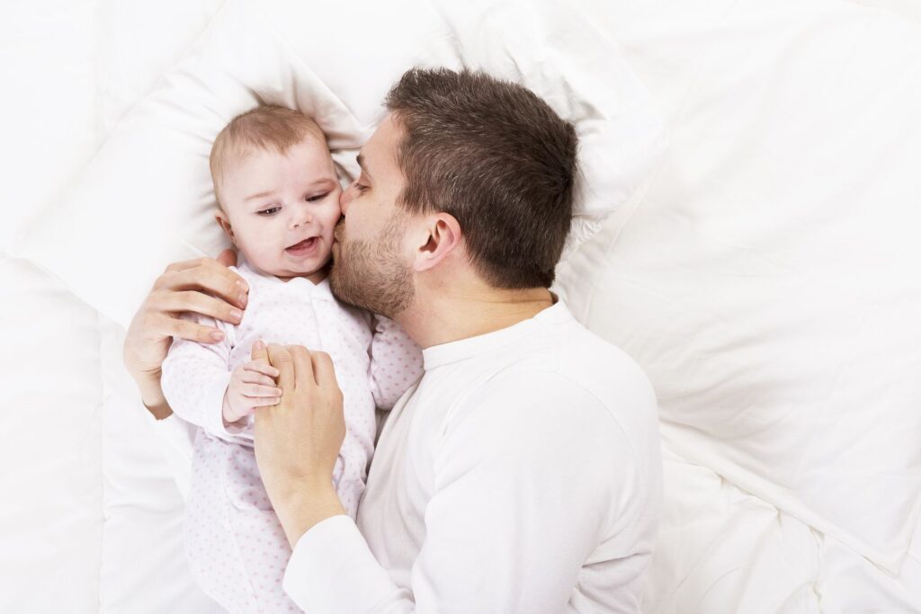 Gối cho trẻ sơ sinh: Kinh nghiệm chọn mua mẹ nào cũng cần 3 khi nào nên cho trẻ sơ sinh nằm gối