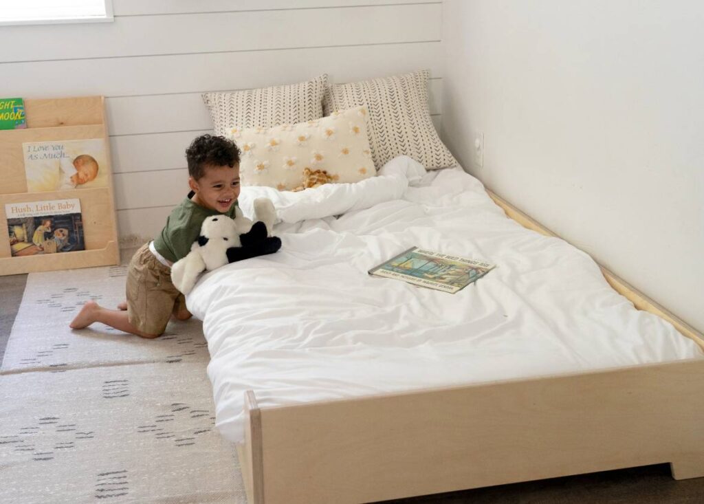Cách chọn nệm cho bé trai: Loại nào tốt nhất? 5 mua nệm cho bé trai ở đâu uy tín