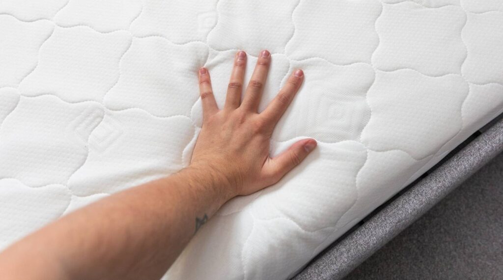 Độ cứng nệm bao nhiêu mới tốt cho sức khỏe? 3 Nệm cứng
