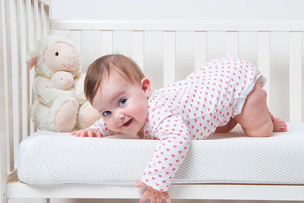 Hướng dẫn chọn nệm cho bé ngủ riêng an toàn - đúng chuẩn 4 Nệm foam cho bé ngủ riêng