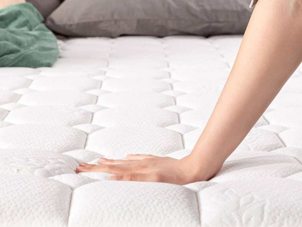 Nệm cho khách sạn 5 sao có gì khác biệt so với nệm thông thường? 2 Nệm foam cho khách sạn 5 sao
